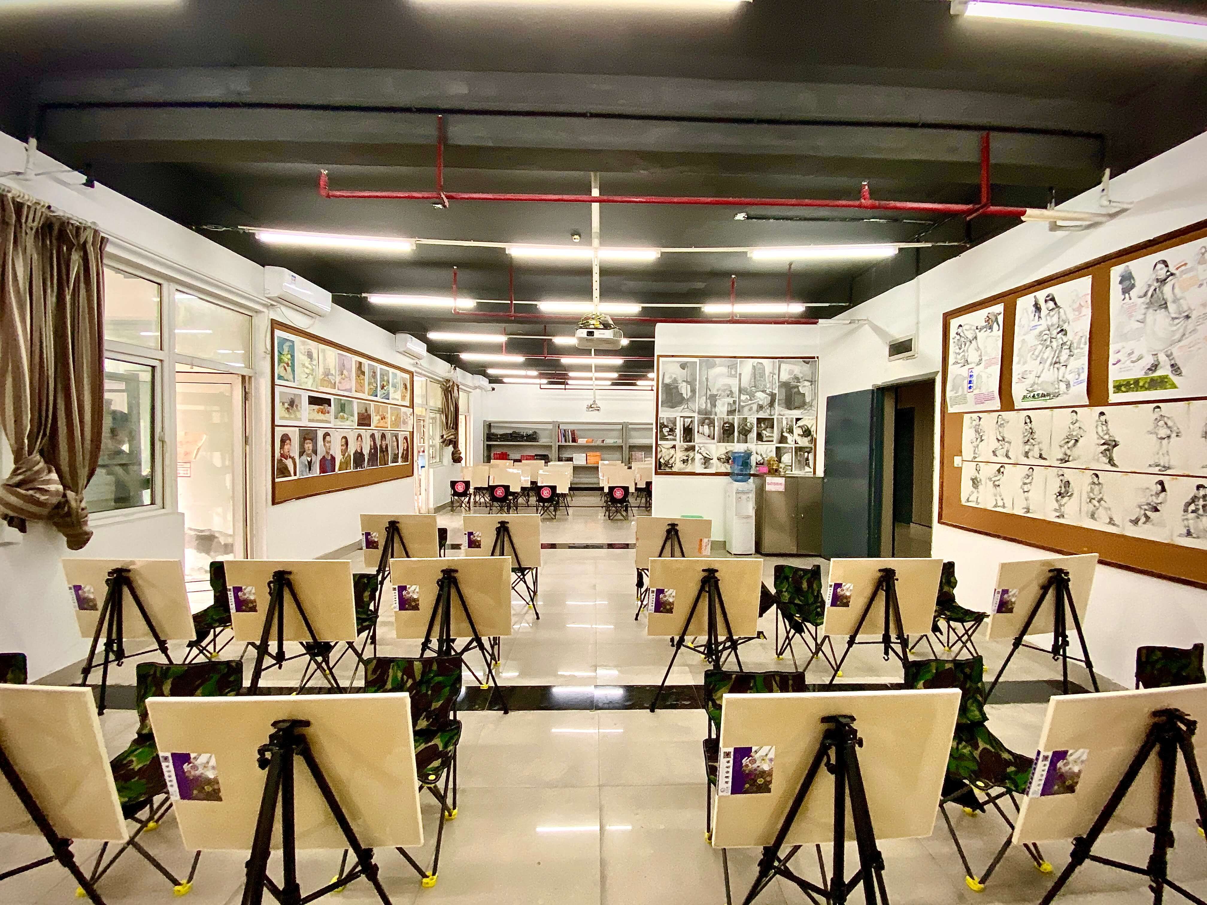 重慶美術培訓畫室環境-教學環境