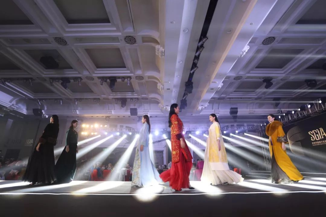 為什么要到重慶美術(shù)培訓(xùn)學(xué)校學(xué)畫畫？高薪行業(yè)只有美術(shù)生能駕馭！